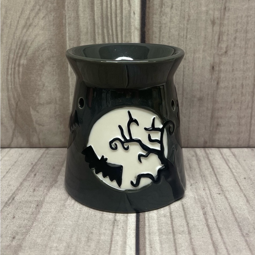 Scentsy Fright Night Wall Plug-In Wax Warmer Shade Only Halloween Spooky